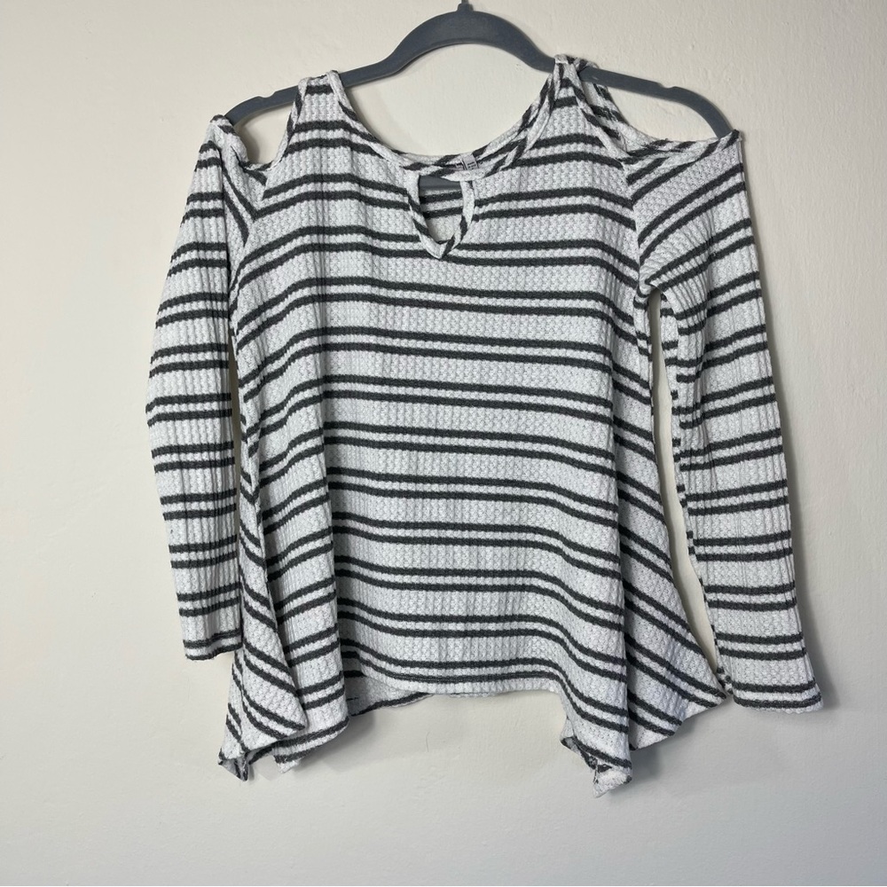 Lovemarks Striped Cold Shoulder Top